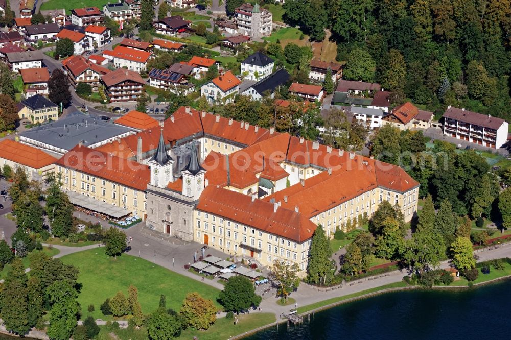 Aerial photograph Tegernsee - The building complex of the monastery Tegernsee in the district of Miesbach in the state of Bavaria. The former Benedictine monastery also houses the brewery Herzoglich Bavarian Brauhaus Tegernsee, the gastronomic enterprise Herzogliches Braeustueberl and the Gymnasium