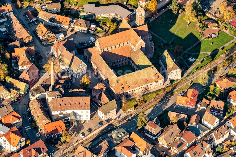 Alpirsbach from the bird's eye view: Complex of buildings of the monastery and Traditions Brauerei in Alpirsbach in the state Baden-Wuerttemberg, Germany