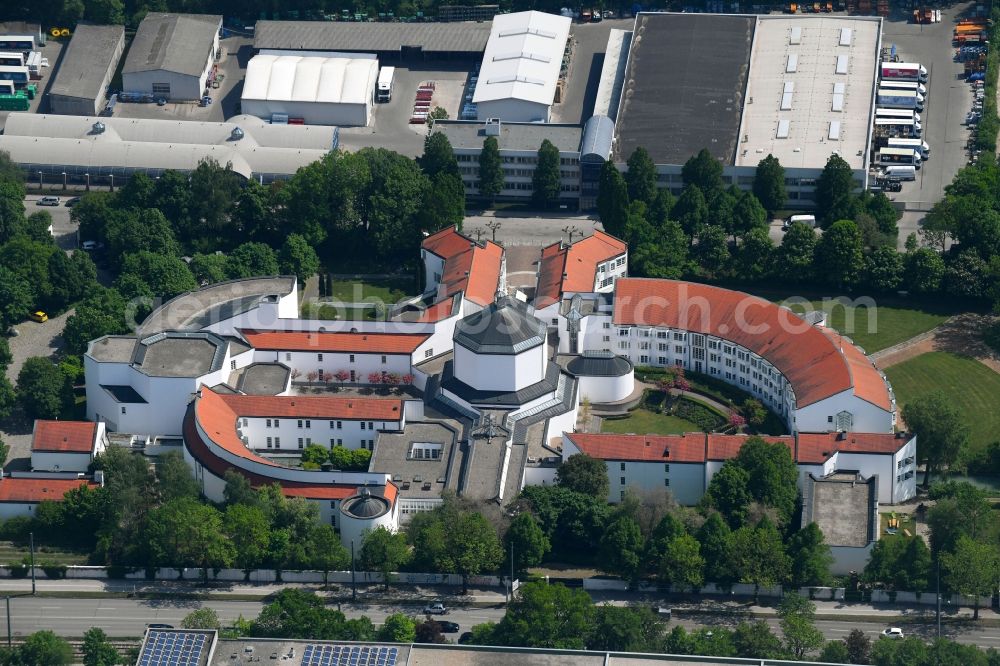 Augsburg from the bird's eye view: Complex of buildings of the monastery Priesterseminar der Dioezese Augsburg an der Stauffenbergstrasse in Augsburg in the state Bavaria