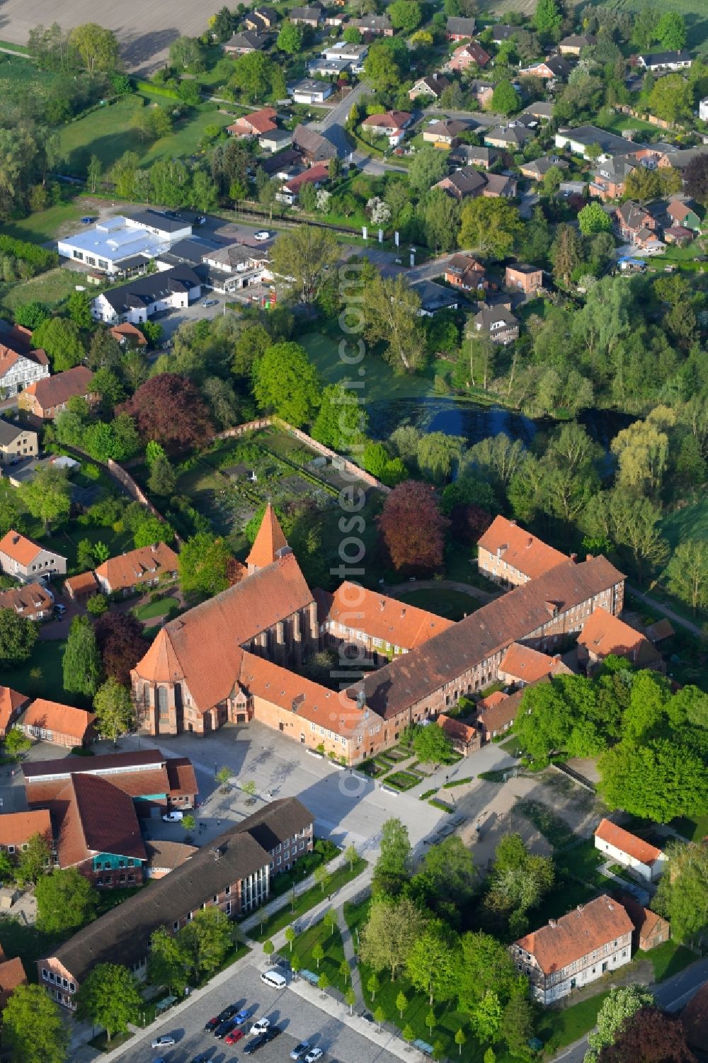 Ebstorf from above - Complex of buildings of the monastery Ebstorf in Ebstorf in the state Lower Saxony, Germany