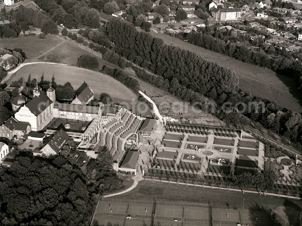 Aerial image Kamp-Lintfort - Complex of buildings of the monastery in Kamp-Lintfort in the state North Rhine-Westphalia