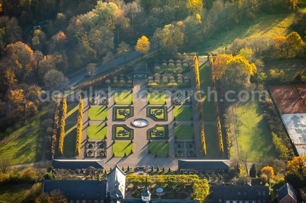 Aerial photograph Kamp-Lintfort - Complex of buildings of the monastery in Kamp-Lintfort in the state North Rhine-Westphalia