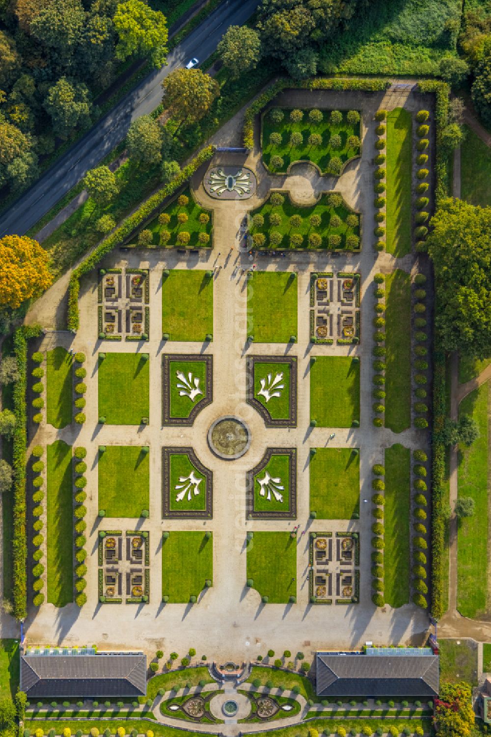 Aerial image Kamp-Lintfort - complex of buildings of the monastery Kloster Konp on Abteiplatz in Kamp-Lintfort in the state North Rhine-Westphalia, Germany