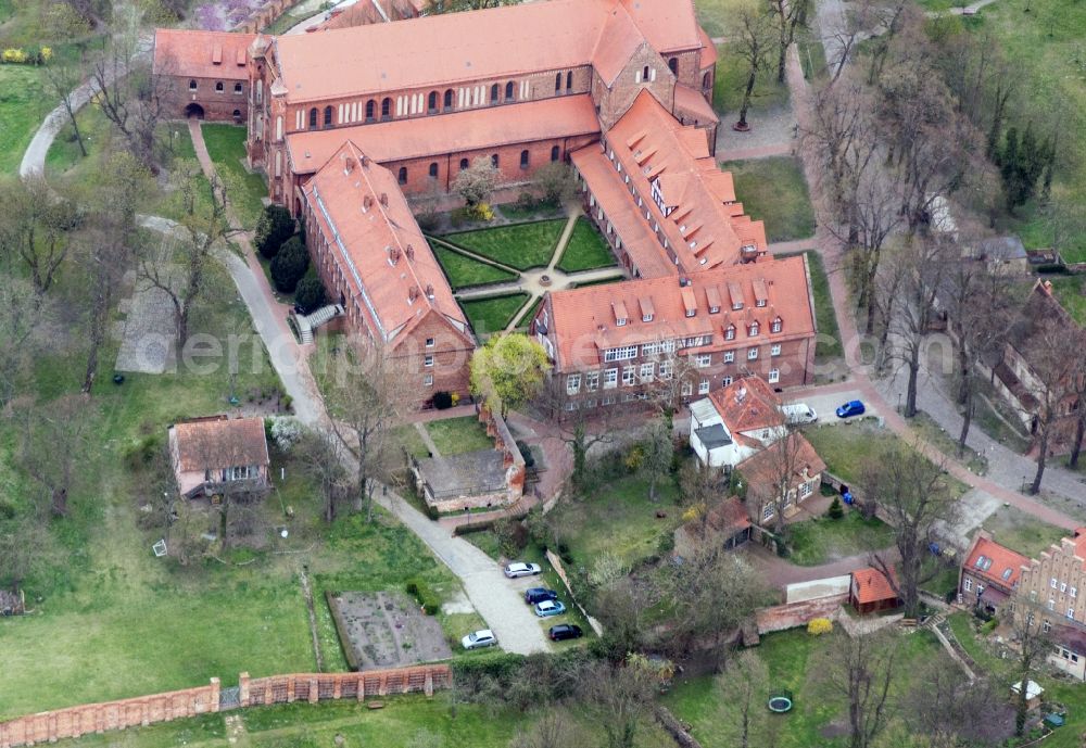 Aerial photograph Kloster Lehnin - Complex of buildings of the monastery Lehnin in Lehnin in the state Brandenburg