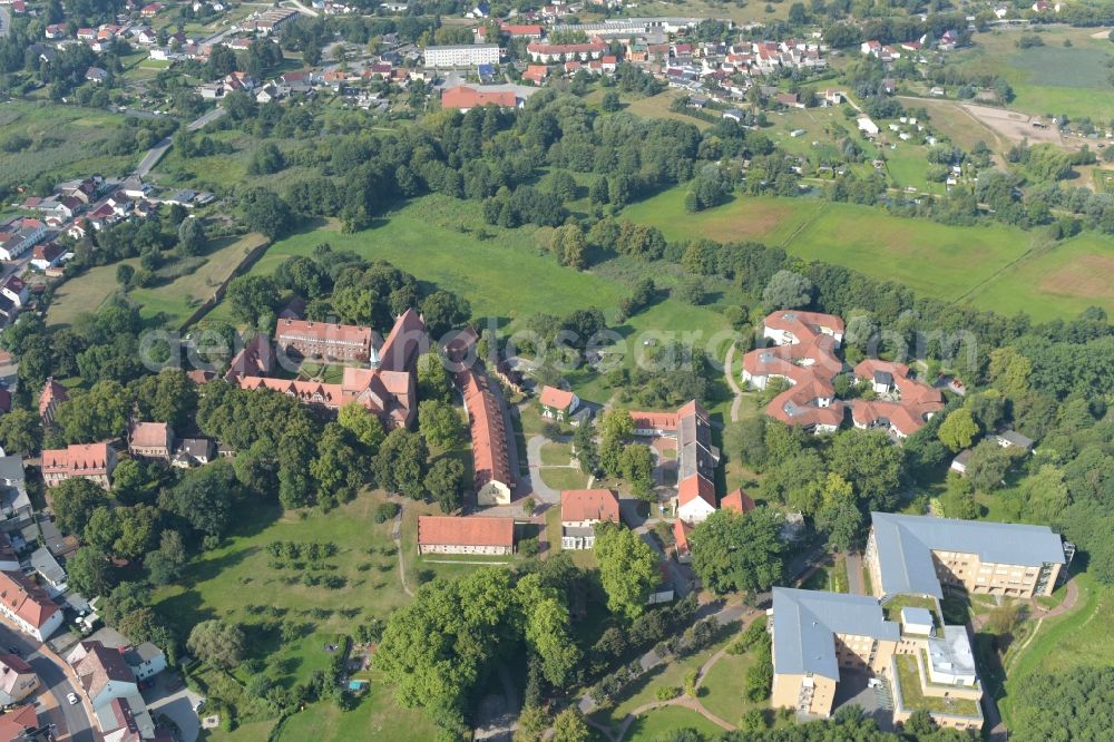 Aerial photograph Kloster Lehnin - Complex of buildings of the monastery Lehnin in Lehnin in the state Brandenburg