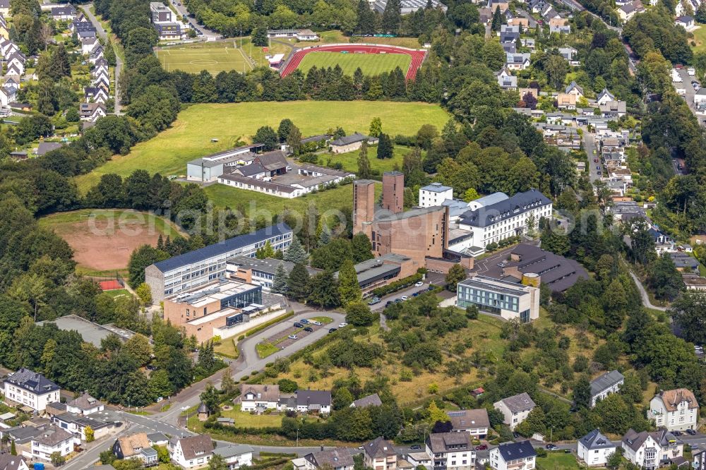 Aerial image Meschede - Complex of buildings of the monastery Abtei Koenigsmuenster and of Gymnasium of Benediktiner on Klosterberg in Meschede in the state North Rhine-Westphalia, Germany