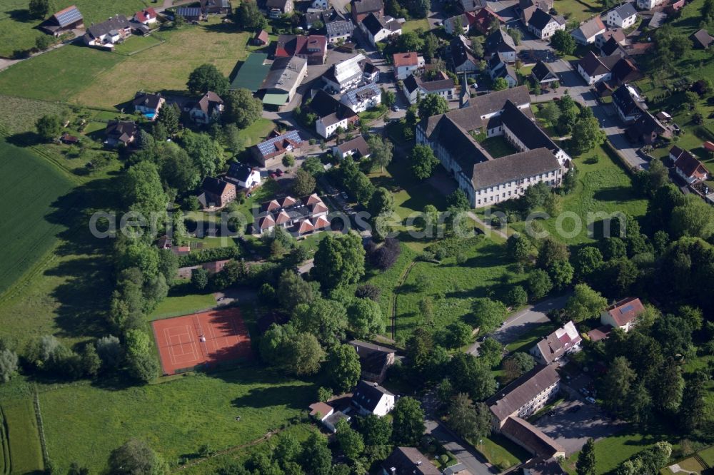 Höxter from the bird's eye view: Complex of buildings of the monastery Koptisch-Othodoxes Kloster Propsteistrasse in the district Brenkhausen in Hoexter in the state North Rhine-Westphalia