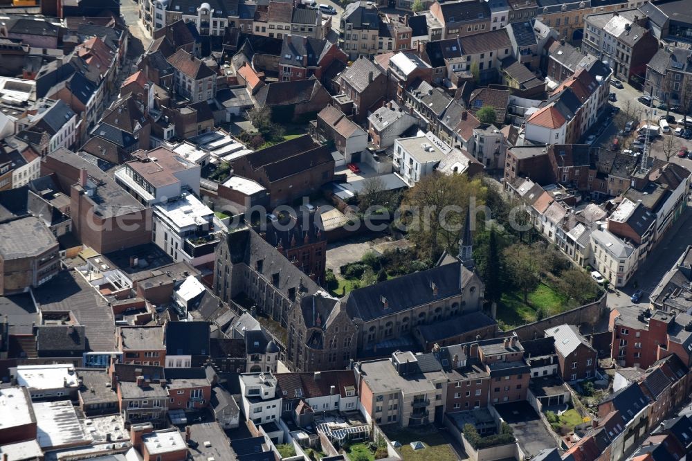 Aerial photograph Halle - Complex of buildings of the monastery Recolettenklooster in Halle in Vlaan deren, Belgium