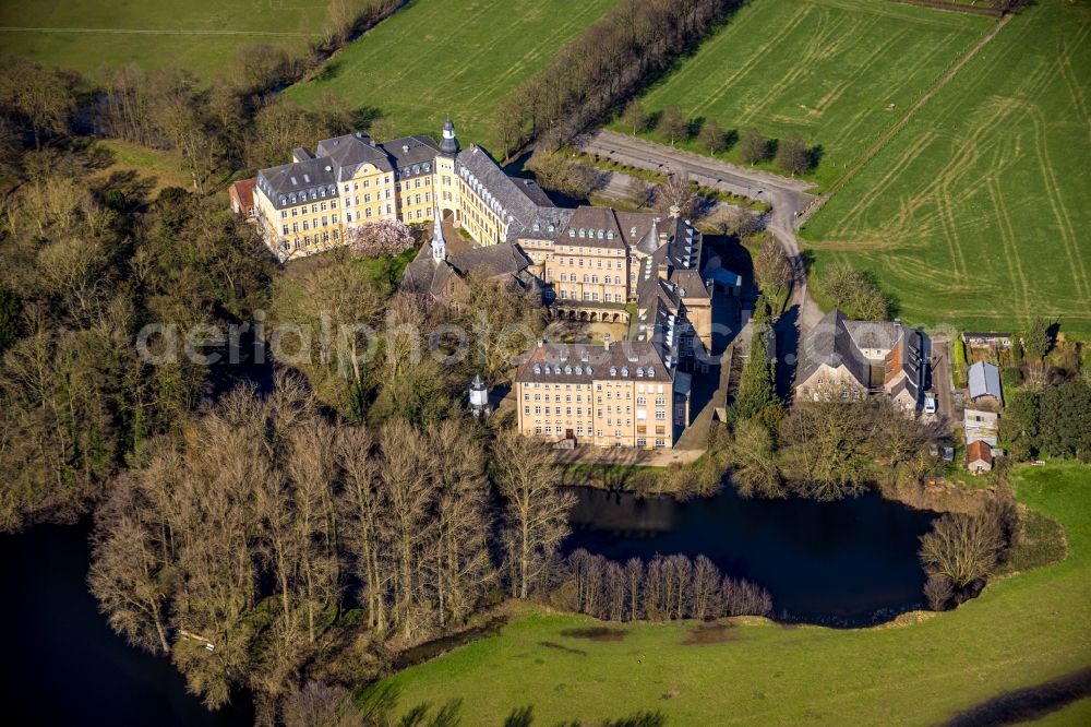 Rees from the bird's eye view: Complex of buildings of the monastery Haus Aspel in Rees in the state North Rhine-Westphalia