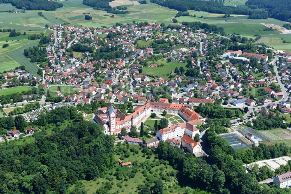 Aerial photograph Scheyern - Complex of buildings of the monastery Benediktinerabtei Scheyern on Schyrenplatz in Scheyern in the state Bavaria, Germany