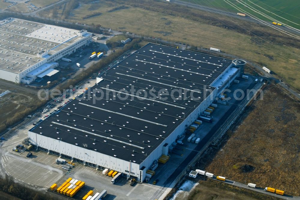 Brieselang from above - Building complex and distribution center on the site of Amazon Logistik Potsdon GmbH - BER3 on Havellandstrasse in the district Bredow in Brieselang in the state Brandenburg, Germany