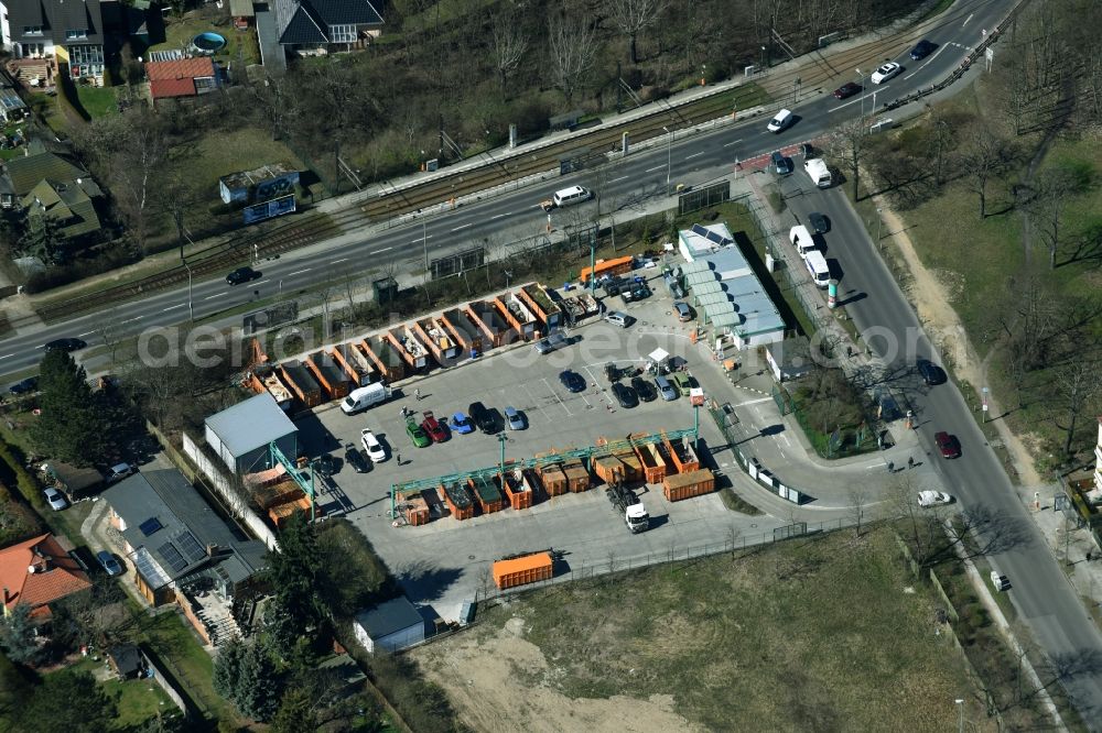 Aerial photograph Berlin - Building complex and distribution center on the site des BSR Recyclinghof on Rahnsdorfer Strasse in Berlin in Germany