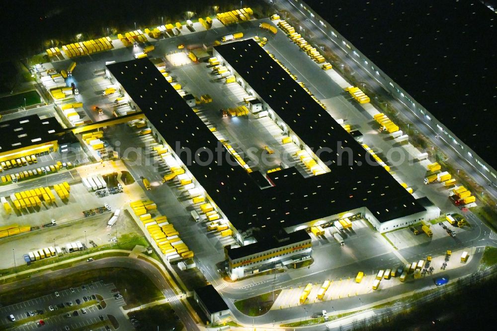 Hannover from the bird's eye view: Building complex and distribution center on the site Deutsche Post Kleiner Holzhaegen in Hannover in the state Lower Saxony, Germany