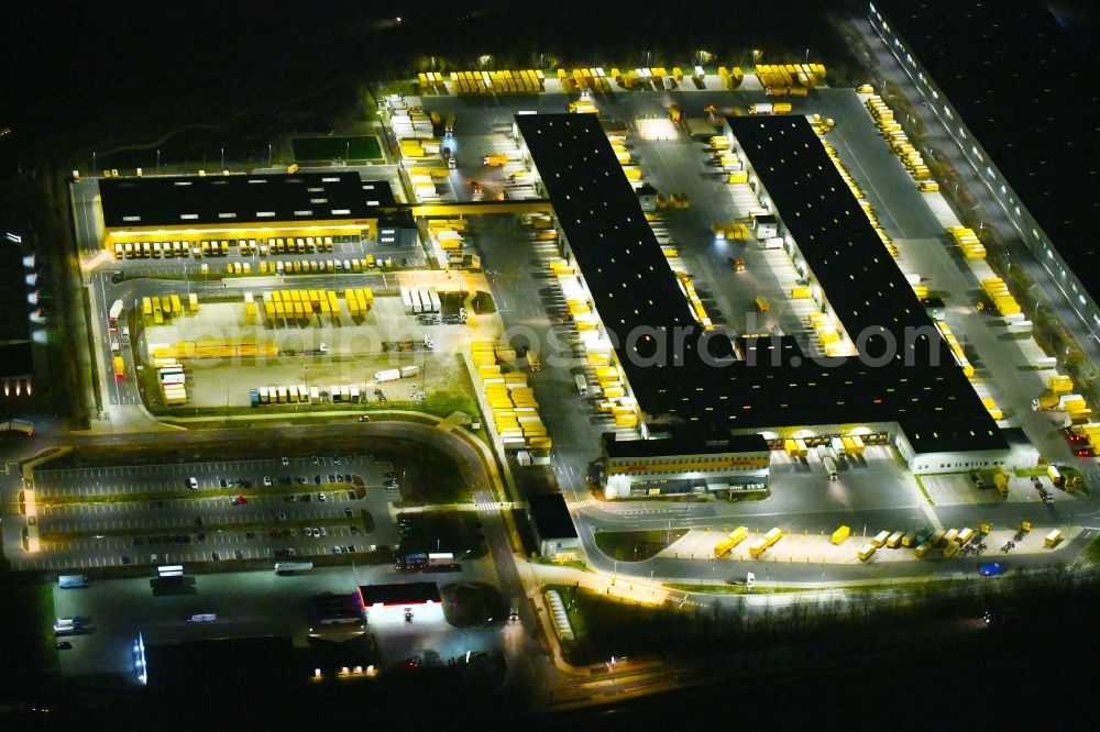 Aerial photograph Hannover - Building complex and distribution center on the site Deutsche Post Kleiner Holzhaegen in Hannover in the state Lower Saxony, Germany