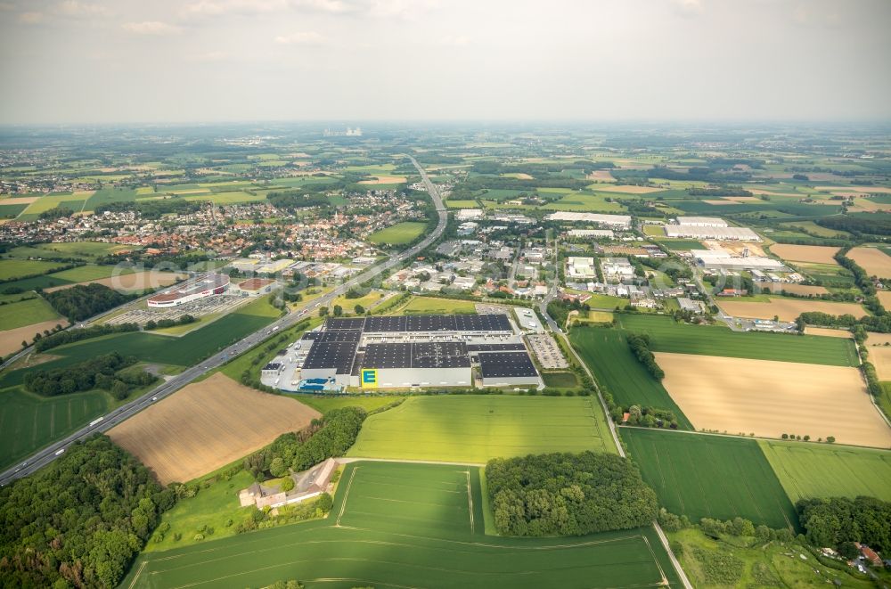 Hamm from the bird's eye view: Building complex and distribution center on the site Edeka Zentrallager in Hamm in the state North Rhine-Westphalia