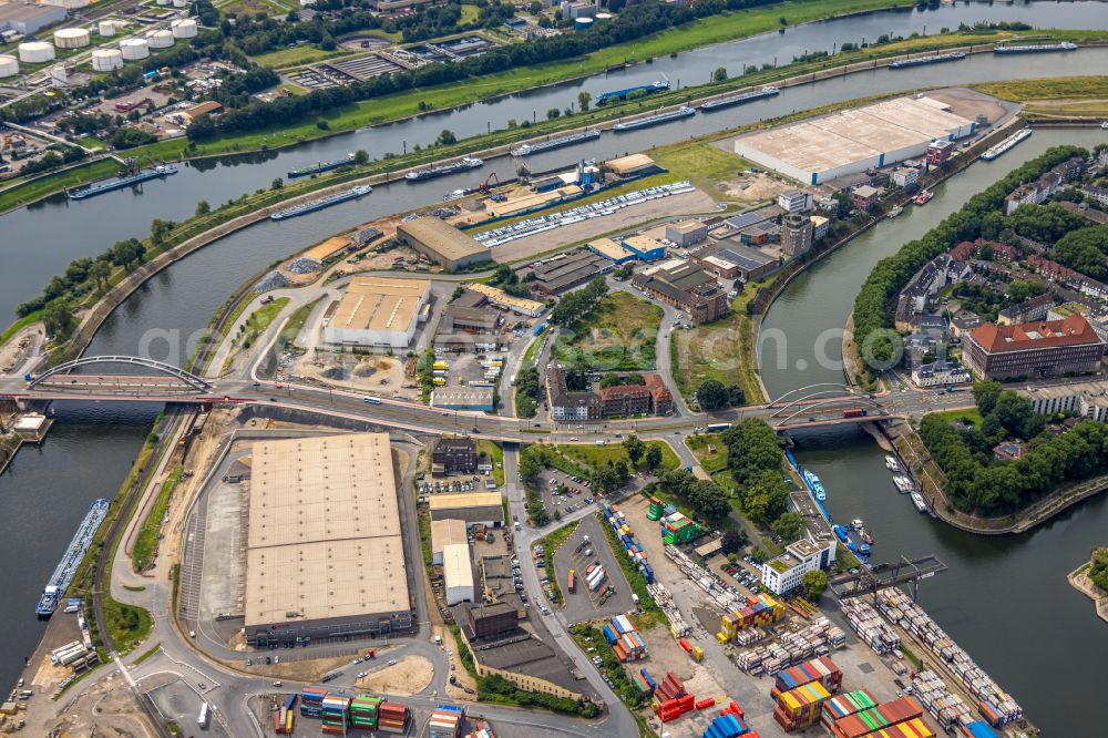 Duisburg from above - Building complex and distribution center on the site of Seacon Logistics GmbH and the CTV GmbH Zum Container Terminal - Alte Ruhrorter Strasse in the district Ruhrort in Duisburg at Ruhrgebiet in the state North Rhine-Westphalia, Germany