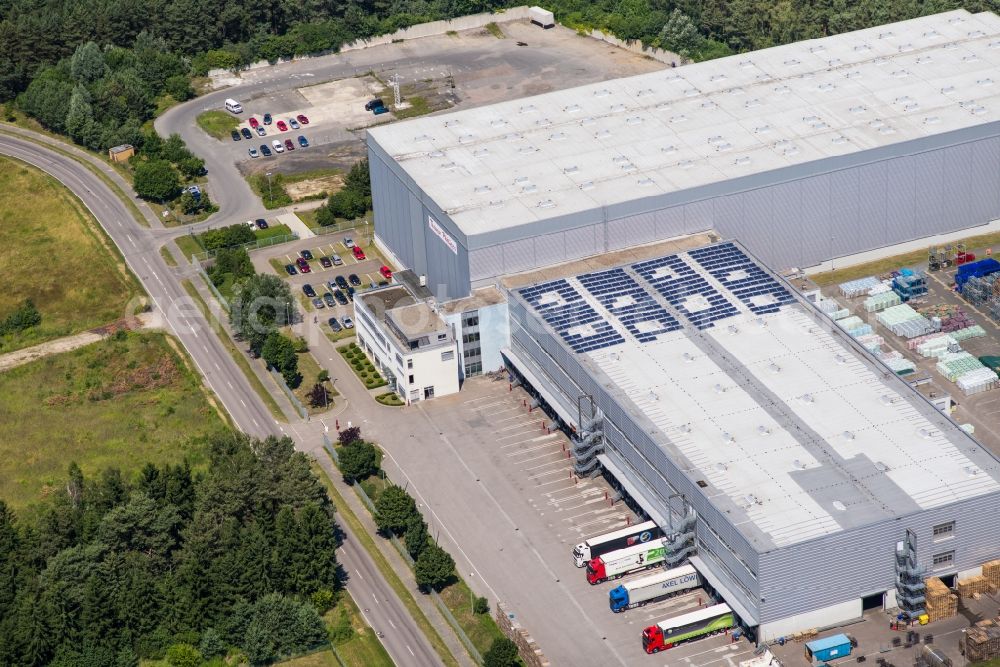 Aerial photograph Niemegk - Building complex and distribution center on the site Thomas Philipps GmbH & Co. KG in Niemegk in the state Brandenburg, Germany