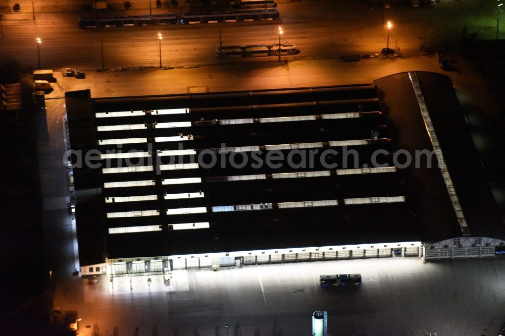 München from the bird's eye view: Night view Building complex and distribution center on the site Wertstoffhof in Muenchen Steinhausen an der Truderinger Strasse in Munich in the state Bavaria