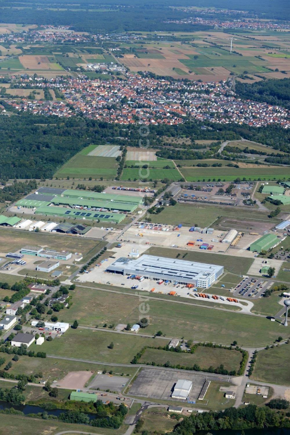 Aerial image Germersheim - Building complex and logistics center on the military training grounds Germersheim Army Depot in Germersheim in the state Rhineland-Palatinate