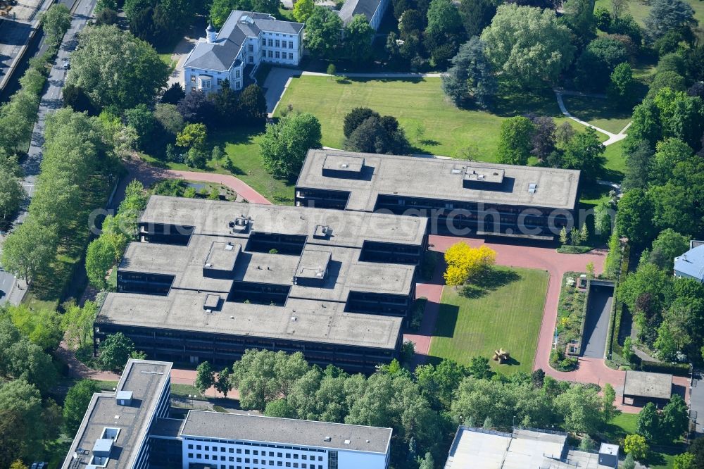 Bonn from the bird's eye view: Building complex of the Ministry Bandesministerium fuer wirtschaftliche Zusammenarbeit and Entwicklung BMZ in the district Gronau in Bonn in the state North Rhine-Westphalia, Germany