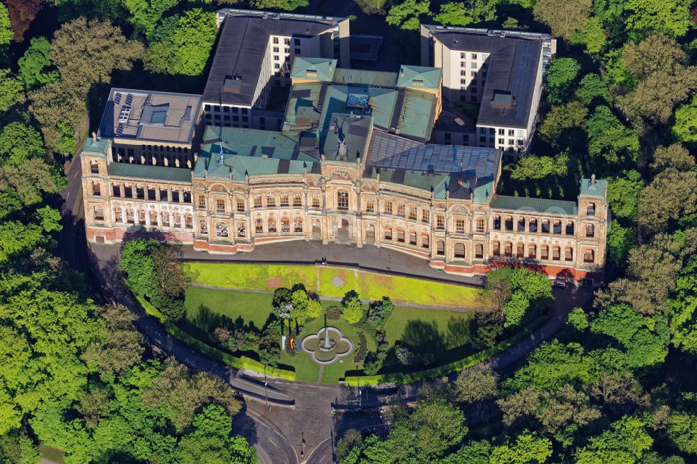 München from the bird's eye view: Building complex of the Ministry Maximilianeum - Bayerischer Landtag on Max-Planck-Strasse in Munich in the state Bavaria, Germany