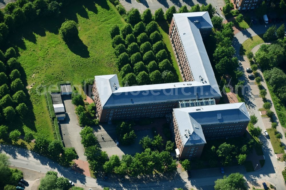 Aerial photograph Kiel - Building complex of the Ministry Ministerium fuer Soziales, Gesandheit, Wissenschaft and Gleichstellung in Kiel in the state Schleswig-Holstein, Germany