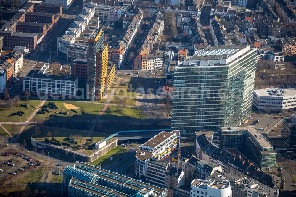 Düsseldorf from above - Building complex of the Ministry Ministerium fuer Verkehr of Lanof Nordrhein-Westfalen on Stadttor in Duesseldorf in the state North Rhine-Westphalia, Germany