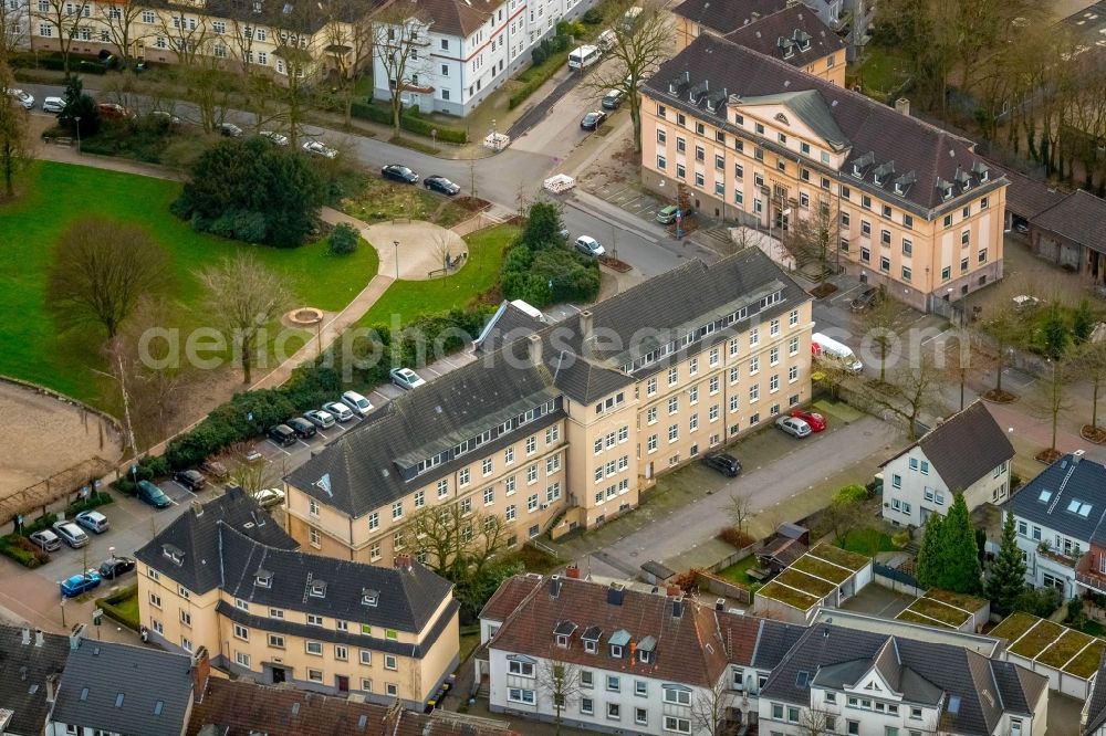 Gladbeck from the bird's eye view: Building complex of the police Gladbeck and of kreativAmt GbR on Jovyplatz in Gladbeck in the state North Rhine-Westphalia, Germany