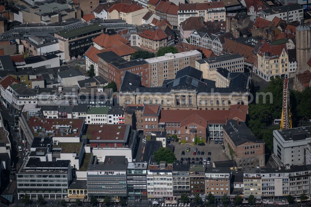 Braunschweig from the bird's eye view: Building complex of the police and the Landgericht Braunschweig in Brunswick in the state Lower Saxony, Germany