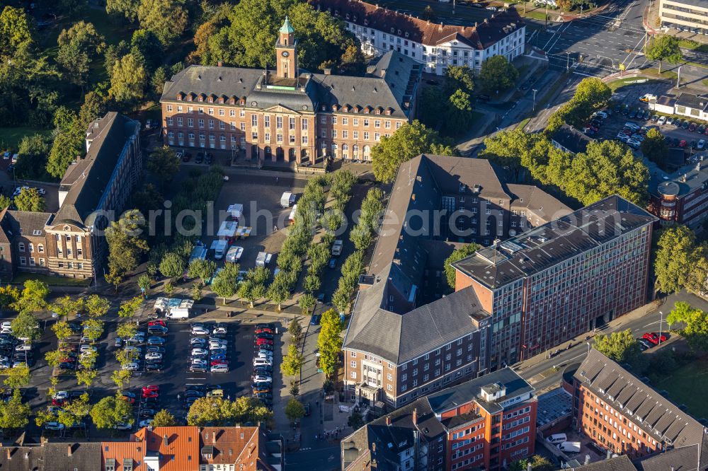 Herne from the bird's eye view: Building complex of the police Polizeipraesidium Bochum/Polizeiwache Herne on Friedrich-Ebert-Platz in Herne at Ruhrgebiet in the state North Rhine-Westphalia, Germany