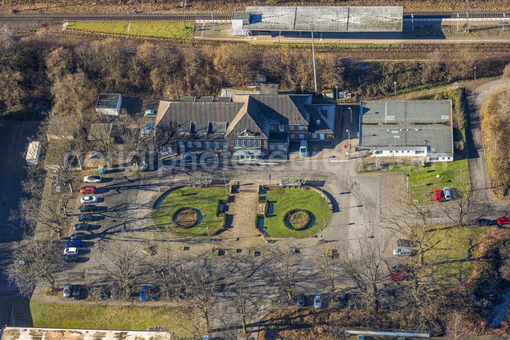 Aerial image Werne - Building complex of the police Polizeiwache Werne on street Am Bahnhof in Werne in the state North Rhine-Westphalia, Germany