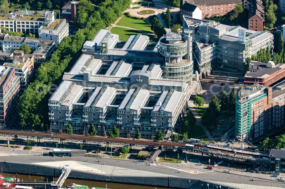 Aerial image Hamburg - Publishing house complex of the press and media house Gruner + Jahr Am Baumwall in Hamburg, Germany