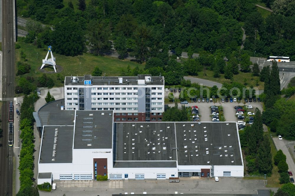 Schwerin from above - Publishing house complex of the press and media house Medienhaus Nord on Gutenbergstrasse in Schwerin in the state Mecklenburg - Western Pomerania, Germany