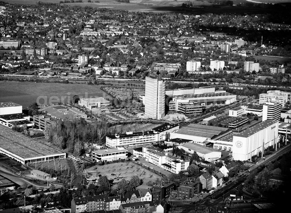 Düsseldorf from the bird's eye view: Publishing house complex of the press and media house Rheinische Post Verlagsgesellschaft mbH on Zuelpicher Strasse in Duesseldorf in the state North Rhine-Westphalia, Germany