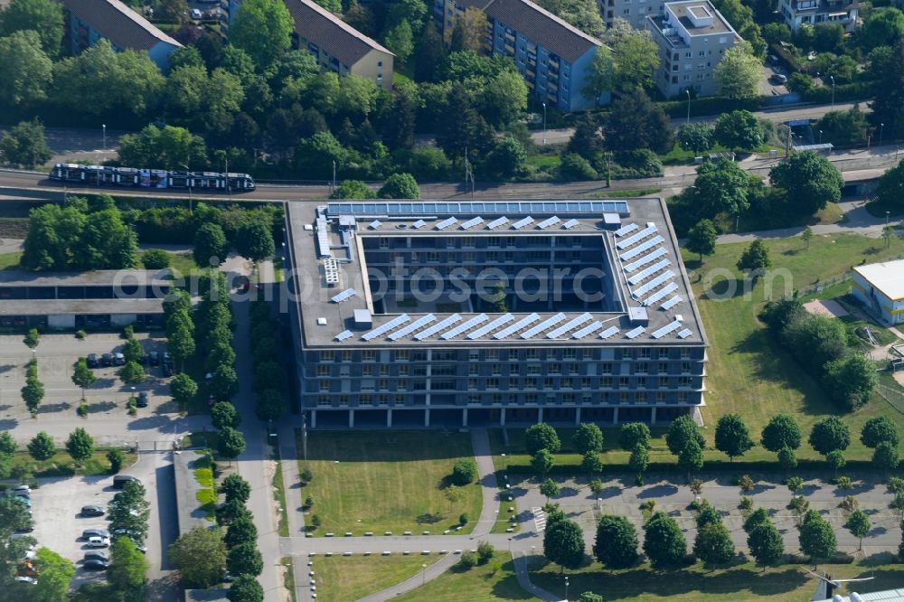 Aerial photograph Freiburg im Breisgau - Building complex of the Ministry Regierungspraesidium on Bissierstrasse in Freiburg im Breisgau in the state Baden-Wuerttemberg, Germany