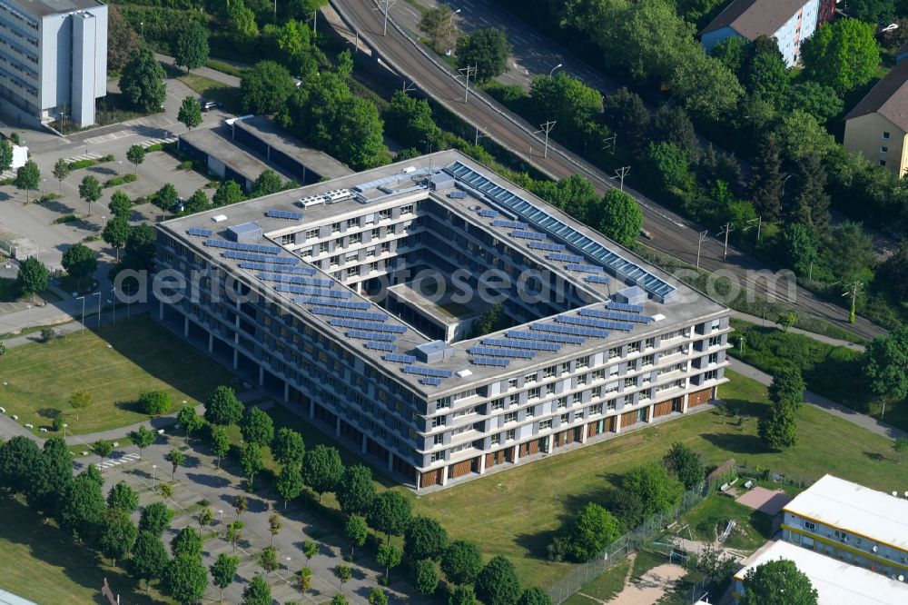 Freiburg im Breisgau from the bird's eye view: Building complex of the Ministry Regierungspraesidium on Bissierstrasse in Freiburg im Breisgau in the state Baden-Wuerttemberg, Germany