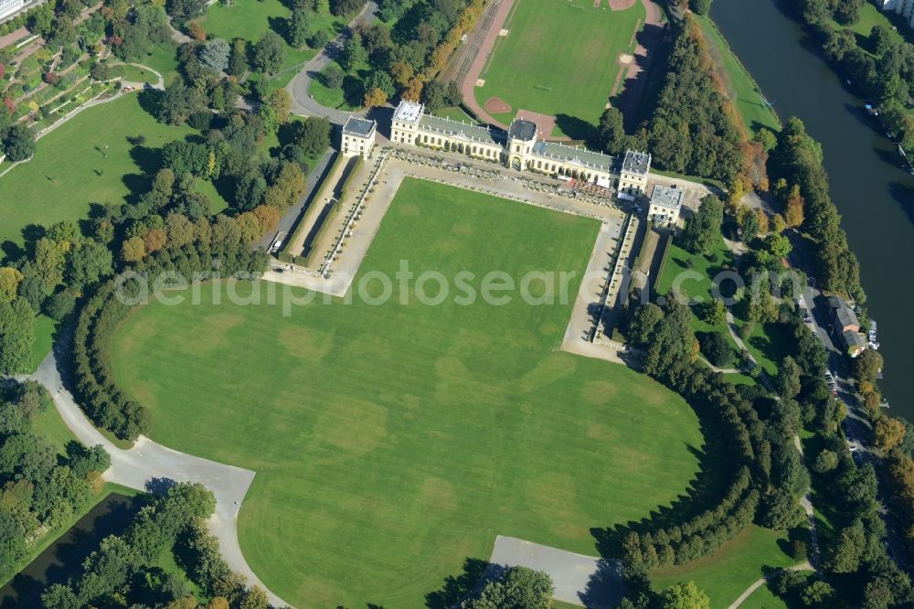 Kassel from the bird's eye view: Palais park of the castle in Kassel in the state Hesse