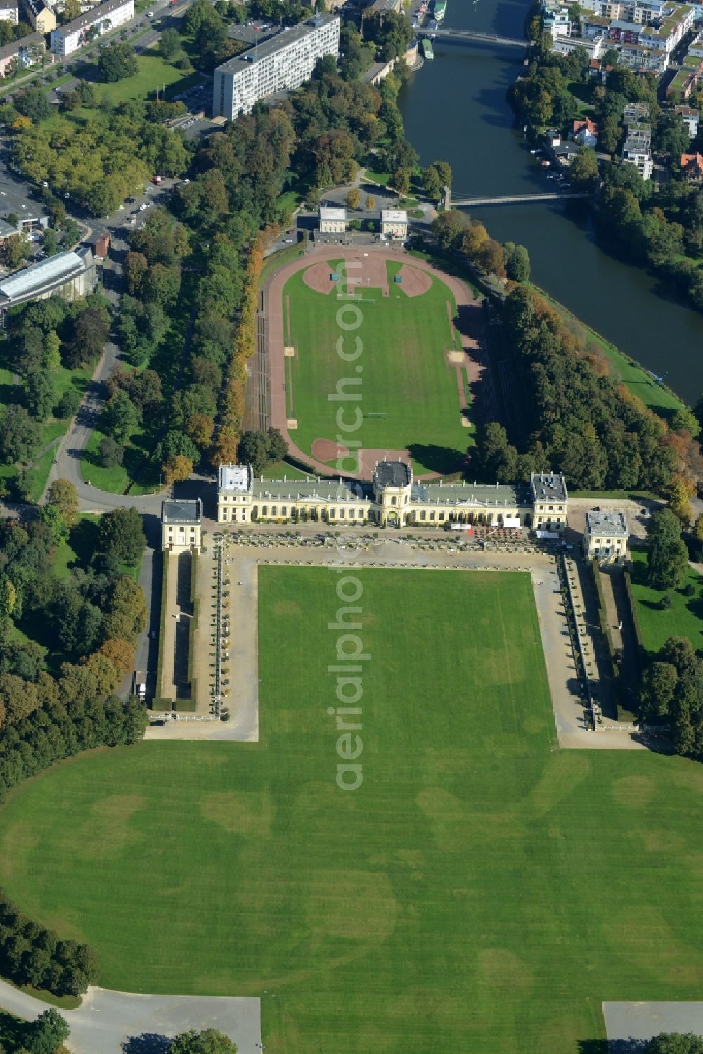 Kassel from the bird's eye view: Palais park of the castle in Kassel in the state Hesse