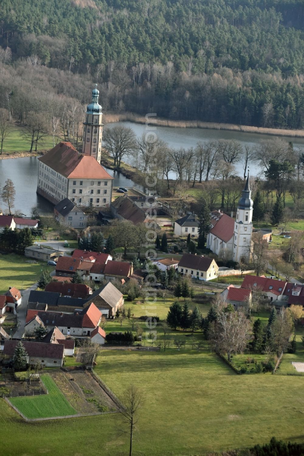 Bad Schmiedeberg from above - Building complex in the park of the castle am Heideteichbach in Bad Schmiedeberg in the state Saxony-Anhalt