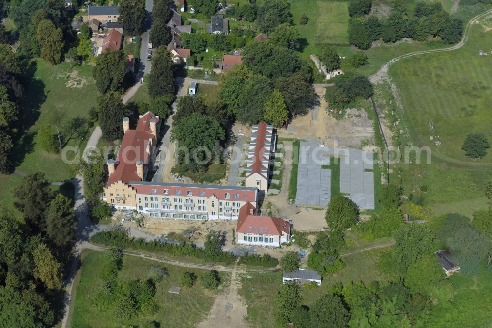 Aerial image Werder (Havel) - Building complex in the park of Castle Petzow in Werder (Havel) in Brandenburg. The castle was built in 1825 to plans by Schinkel, the castle park was designed in 1838 by Peter Joseph Lenne