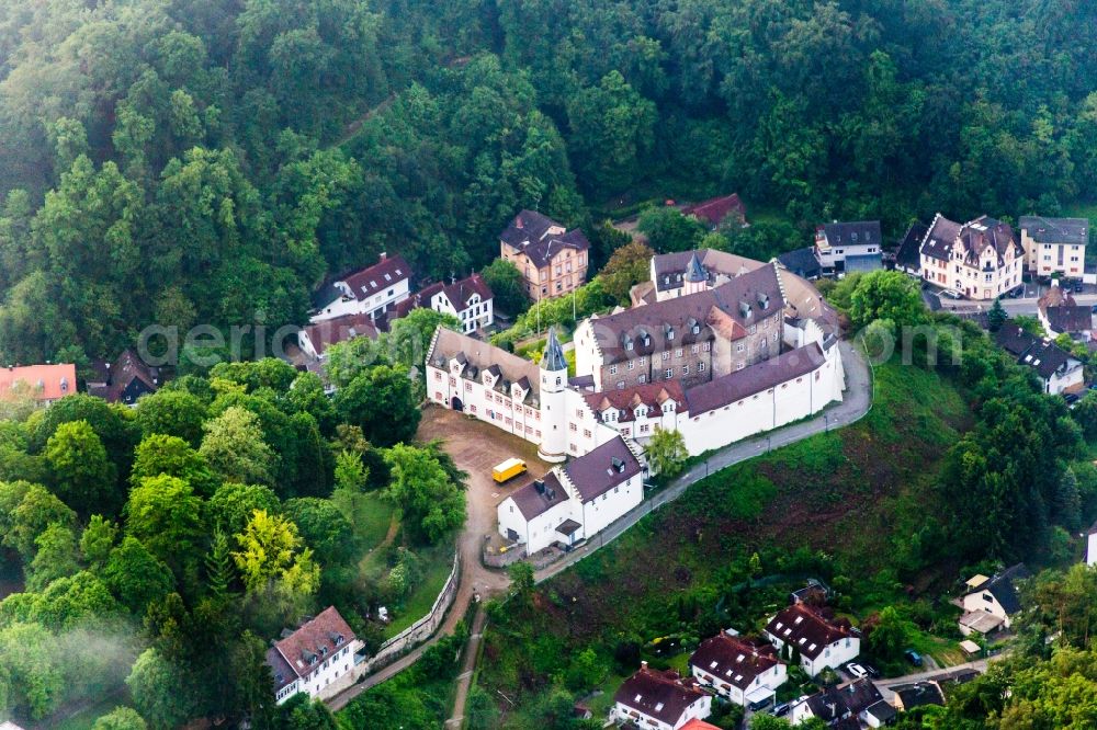 Aerial photograph Bensheim - Building complex in the park of the castle Schoenberg in the district Schoenberg in Bensheim in the state Hesse, Germany