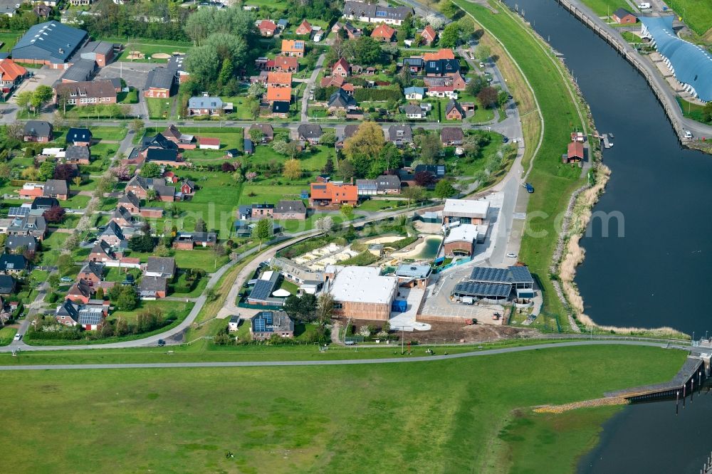 Aerial photograph Friedrichskoog - Complex of buildings of the seal sanctuary in Friedrichskoog in the state Schleswig-Holstein, Germany