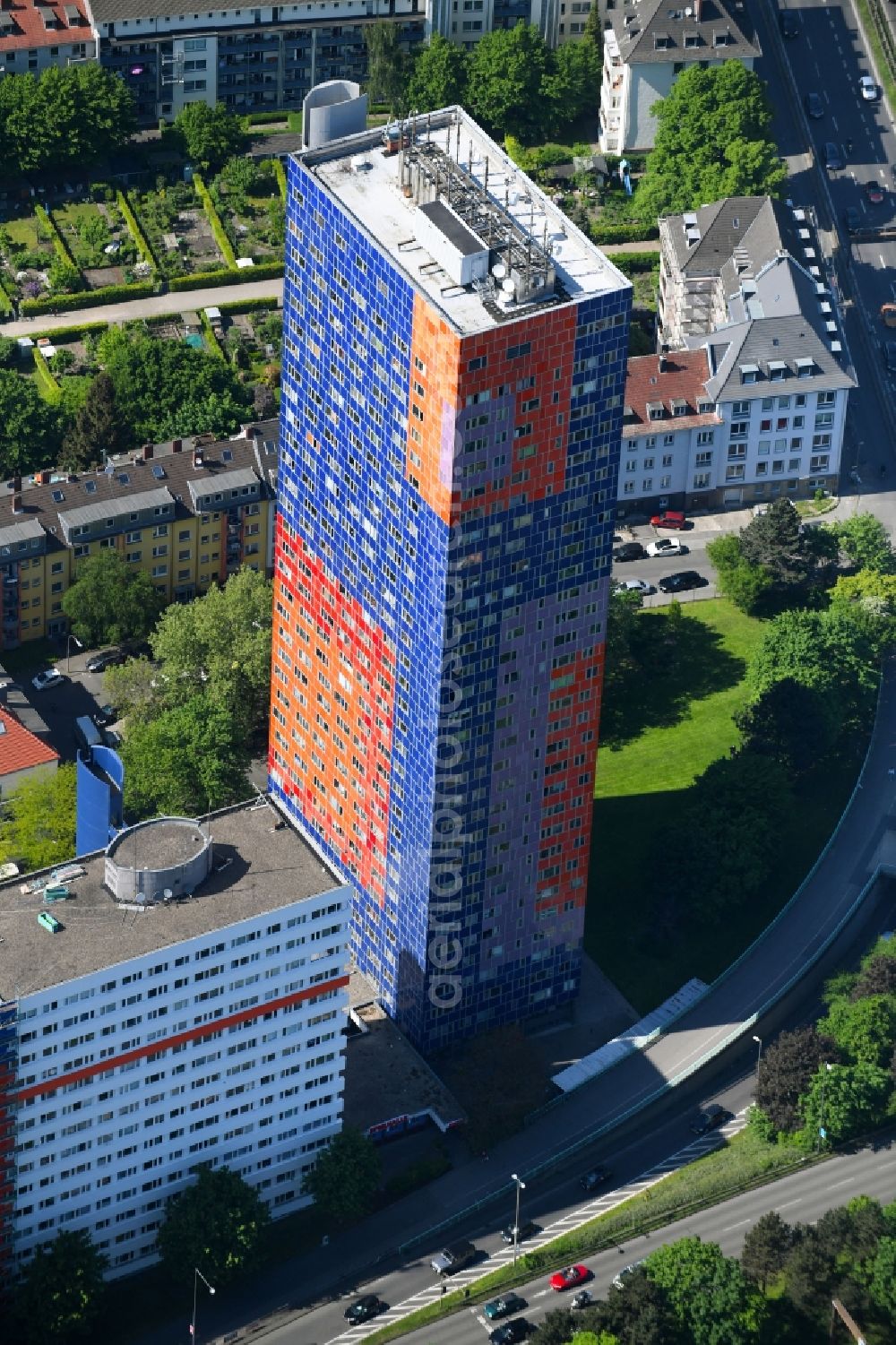 Aerial image Köln - Complex of buildings broadcasting center Deutschlandfunk in the district Rodenkirchen in Cologne in the state North Rhine-Westphalia, Germany