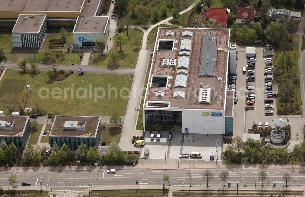 Aerial photograph Erfurt - Complex of buildings with satellite dishes on the transmitter broadcasting center MDR Thueringen Landesfunkhaus Erfurt in the district Hochheim in Erfurt in the state Thuringia, Germany