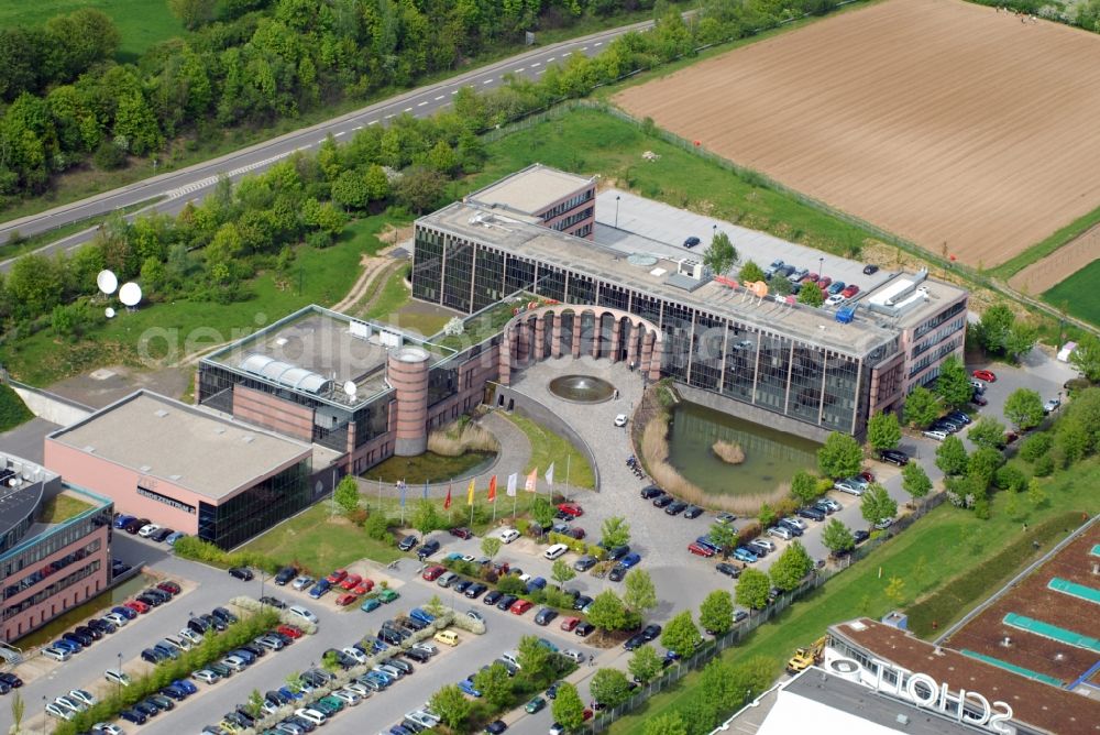 Aerial photograph Mainz - Complex of buildings with satellite dishes on the transmitter broadcasting center Zweiten Deutschen Fernsehen ZDF in the district Lerchenberg in Mainz in the state Rhineland-Palatinate