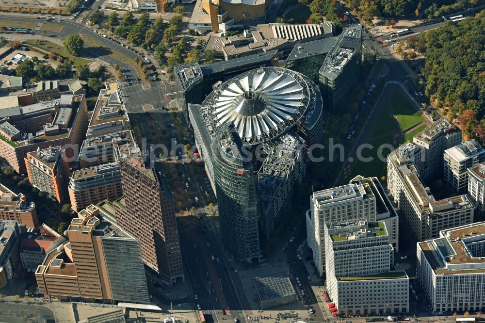 Aerial photograph Berlin - Complex with its high-rise building Sony Center - Bahntower at Potsdamer Platz