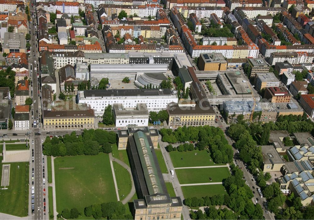 München from above - University main area of a??a??the Technical University in the district Maxvorstadt in Munich in the state Bavaria, Germany