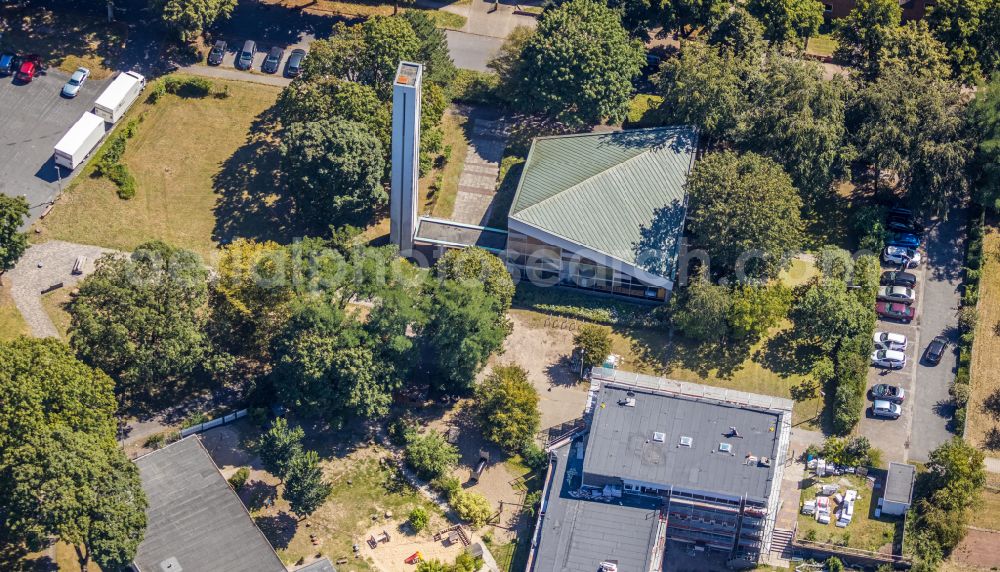 Aerial image Dorsten - Building complex of the education and training center Familienbildungsstaette Paul-Gerhard-Haus An of Londwehr in the district Hervest in Dorsten in the state North Rhine-Westphalia, Germany