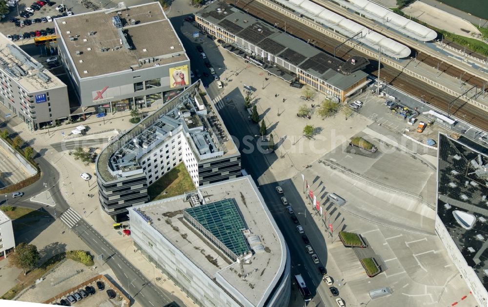 Wolfsburg from the bird's eye view: Building complex of the Cinemax and shopping center in Wolfsburg in the state Lower Saxony