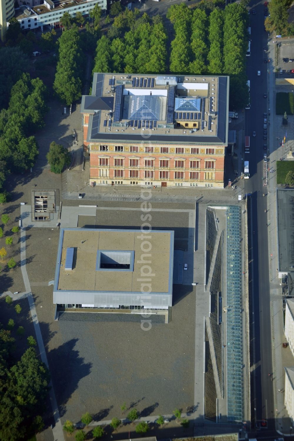 Aerial photograph Berlin - Headquaters of Stiftung Topography of Terror in Berlin Mitte was constructed in cooperation between Ursula Wilms from architect's office Heinle, Wischer and Partners and Heinz. W. Hallmann. It is meant to document the terror of the National Socialists. In the building a part of the Berlin Wall is integrated